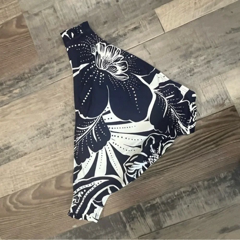 La Blanca Navy White Floral Geometric Bikini Bottoms 2 Pack NWT Size 12